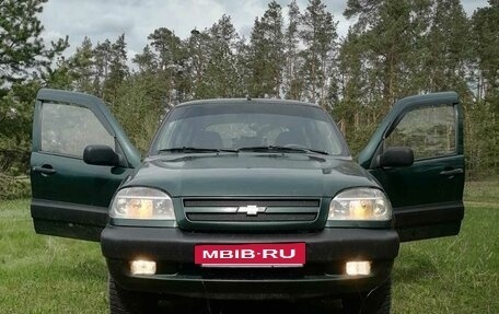 Chevrolet Niva I рестайлинг, 2004 год, 255 000 рублей, 5 фотография