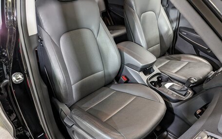 Hyundai Santa Fe III рестайлинг, 2017 год, 2 820 000 рублей, 16 фотография