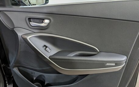 Hyundai Santa Fe III рестайлинг, 2017 год, 2 820 000 рублей, 24 фотография