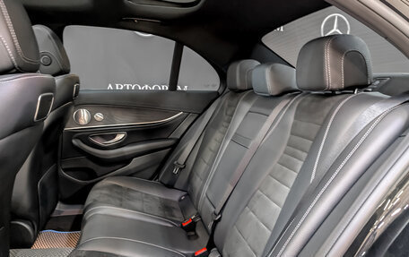 Mercedes-Benz E-Класс, 2018 год, 3 490 000 рублей, 12 фотография