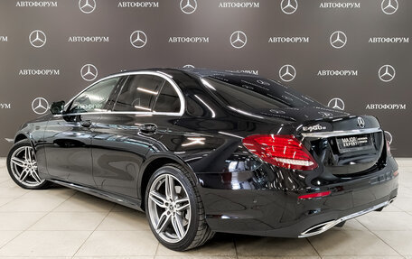 Mercedes-Benz E-Класс, 2018 год, 3 490 000 рублей, 7 фотография