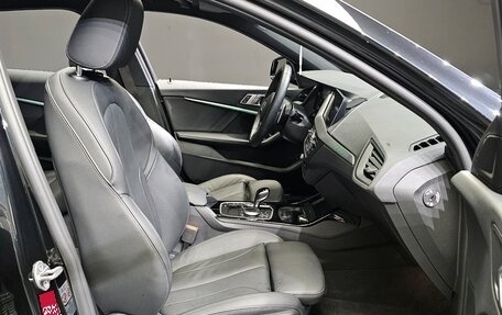 BMW 1 серия, 2022 год, 2 488 000 рублей, 9 фотография