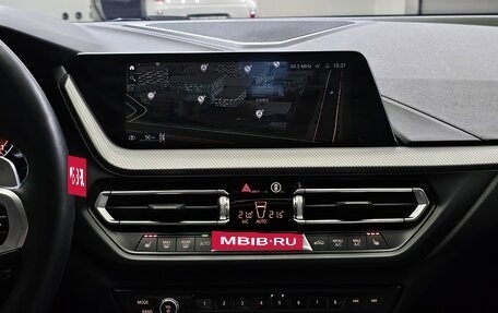 BMW 1 серия, 2022 год, 2 488 000 рублей, 16 фотография