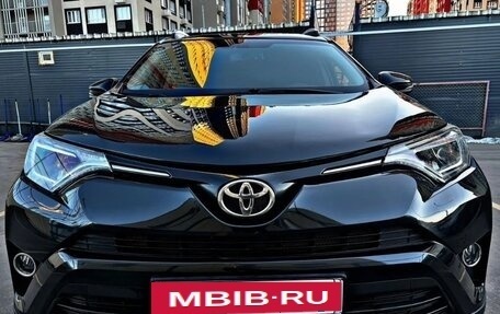 Toyota RAV4, 2016 год, 1 950 000 рублей, 9 фотография
