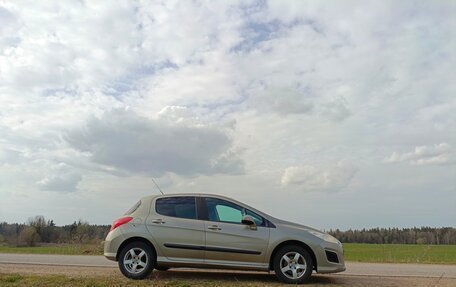 Peugeot 308 II, 2011 год, 530 000 рублей, 2 фотография