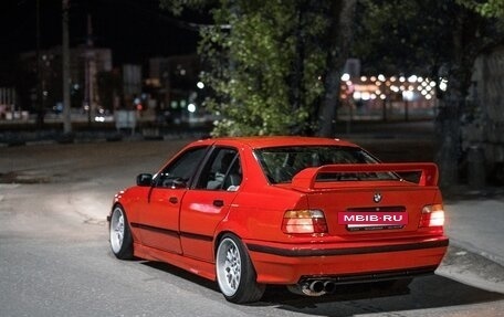 BMW 3 серия, 1992 год, 700 000 рублей, 2 фотография
