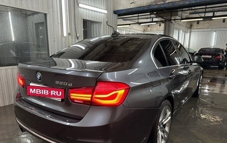 BMW 3 серия, 2017 год, 2 900 000 рублей, 3 фотография