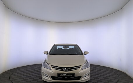 Hyundai Solaris II рестайлинг, 2015 год, 1 175 000 рублей, 2 фотография