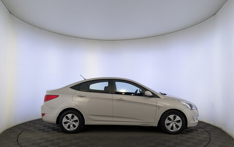 Hyundai Solaris II рестайлинг, 2015 год, 1 175 000 рублей, 4 фотография