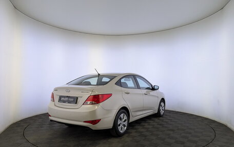 Hyundai Solaris II рестайлинг, 2015 год, 1 175 000 рублей, 5 фотография