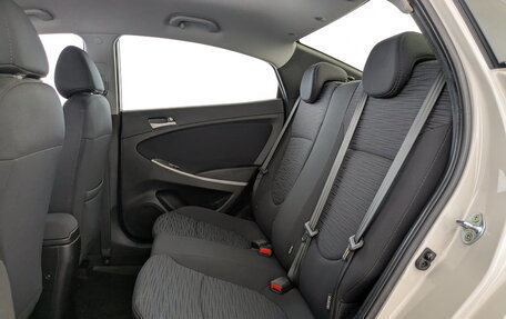 Hyundai Solaris II рестайлинг, 2015 год, 1 175 000 рублей, 10 фотография