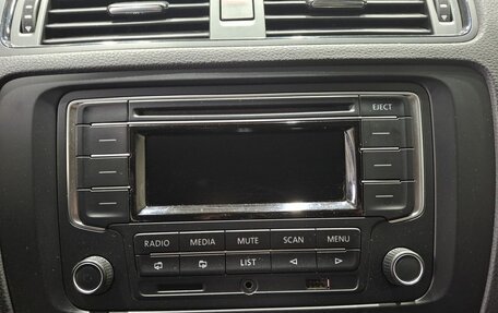 Volkswagen Jetta VI, 2014 год, 1 100 000 рублей, 14 фотография