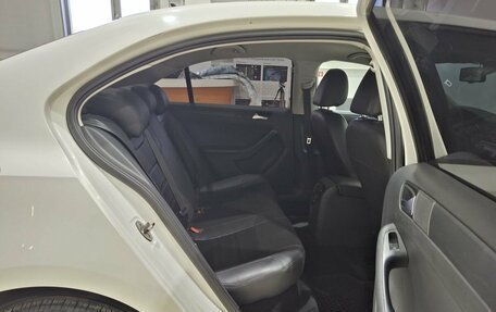 Volkswagen Jetta VI, 2014 год, 1 100 000 рублей, 18 фотография
