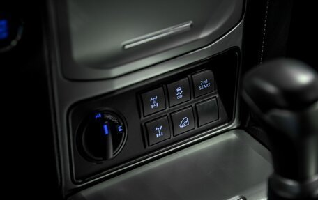 Toyota Land Cruiser Prado 150 рестайлинг 2, 2017 год, 3 956 000 рублей, 14 фотография