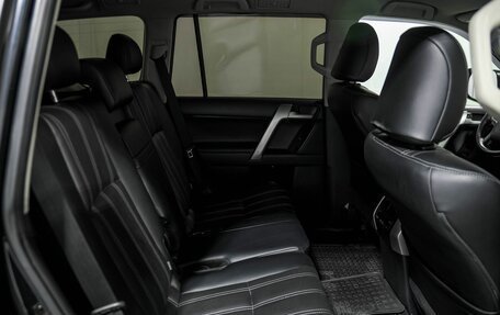 Toyota Land Cruiser Prado 150 рестайлинг 2, 2017 год, 3 956 000 рублей, 21 фотография