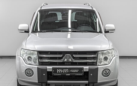 Mitsubishi Pajero IV, 2010 год, 1 950 000 рублей, 2 фотография