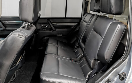 Mitsubishi Pajero IV, 2010 год, 1 950 000 рублей, 12 фотография