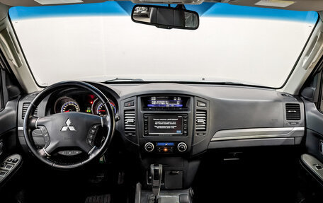 Mitsubishi Pajero IV, 2010 год, 1 950 000 рублей, 14 фотография