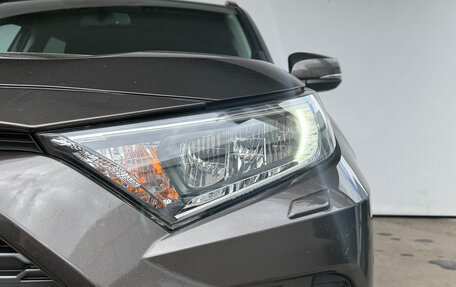 Toyota RAV4, 2021 год, 3 200 000 рублей, 11 фотография