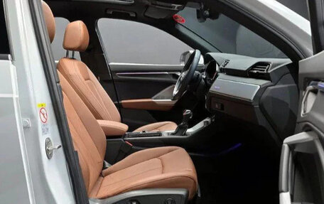 Audi Q3, 2022 год, 4 000 000 рублей, 8 фотография