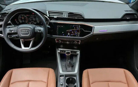 Audi Q3, 2022 год, 4 000 000 рублей, 10 фотография
