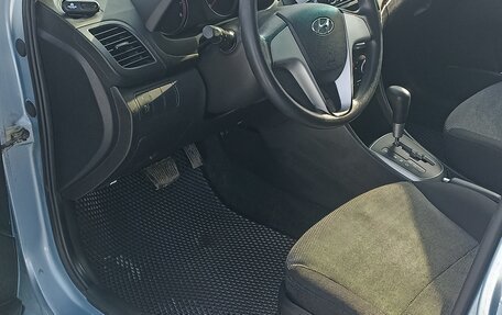 Hyundai Solaris II рестайлинг, 2012 год, 780 000 рублей, 7 фотография