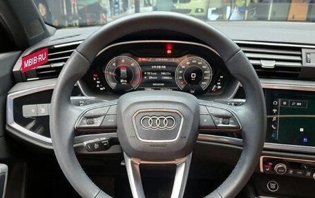 Audi Q3, 2022 год, 4 000 000 рублей, 12 фотография