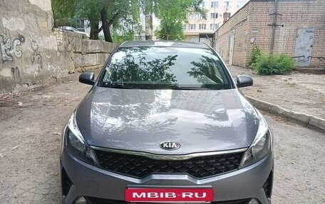 KIA Rio IV, 2020 год, 1 400 000 рублей, 2 фотография