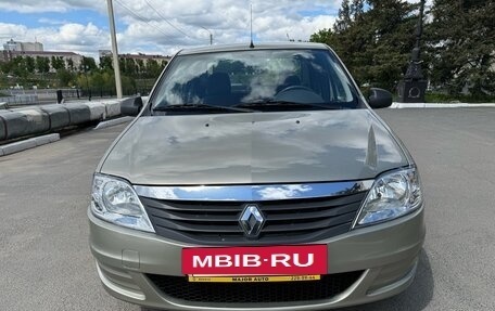 Renault Logan I, 2011 год, 750 000 рублей, 2 фотография