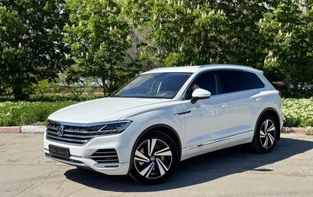 Volkswagen Touareg III, 2021 год, 6 500 000 рублей, 2 фотография