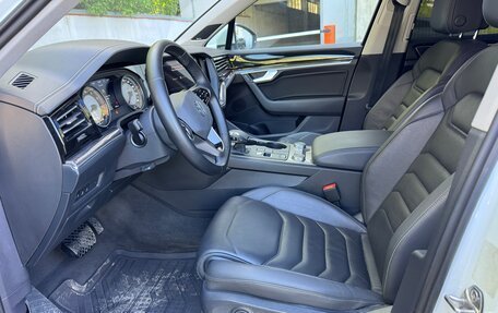 Volkswagen Touareg III, 2021 год, 6 500 000 рублей, 17 фотография