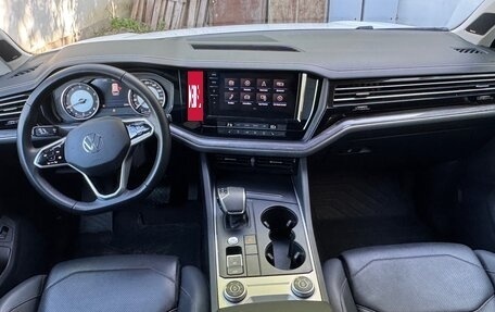 Volkswagen Touareg III, 2021 год, 6 500 000 рублей, 28 фотография