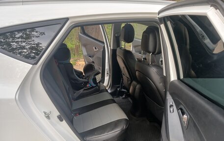 Hyundai ix35 I рестайлинг, 2015 год, 1 250 000 рублей, 13 фотография