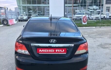 Hyundai Solaris II рестайлинг, 2011 год, 615 000 рублей, 3 фотография
