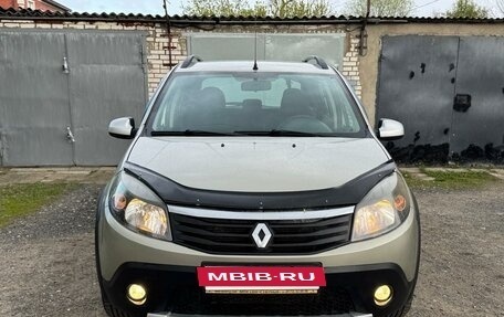 Renault Sandero I, 2012 год, 755 000 рублей, 2 фотография