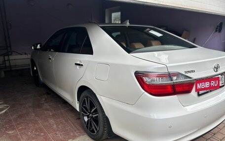 Toyota Camry, 2017 год, 2 300 000 рублей, 8 фотография