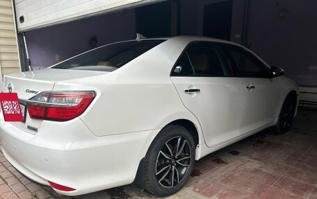Toyota Camry, 2017 год, 2 300 000 рублей, 7 фотография