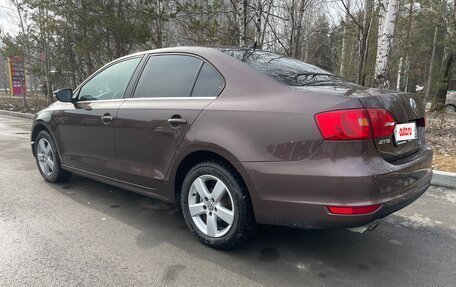 Volkswagen Jetta VI, 2014 год, 1 370 000 рублей, 4 фотография