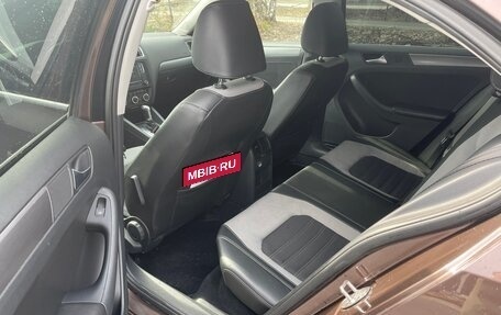 Volkswagen Jetta VI, 2014 год, 1 370 000 рублей, 10 фотография
