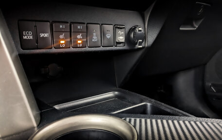 Toyota RAV4, 2015 год, 2 100 000 рублей, 26 фотография