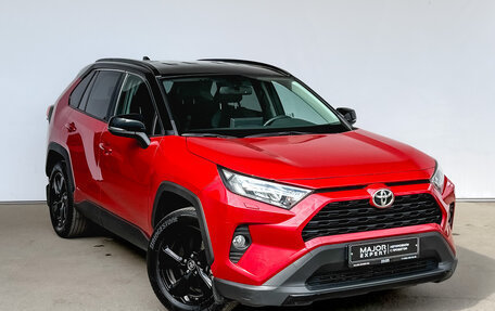 Toyota RAV4, 2021 год, 3 900 000 рублей, 3 фотография