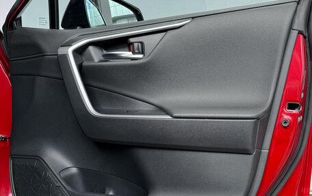 Toyota RAV4, 2021 год, 3 900 000 рублей, 23 фотография