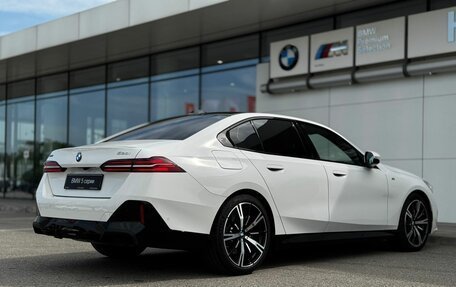 BMW 5 серия, 2024 год, 9 500 000 рублей, 4 фотография