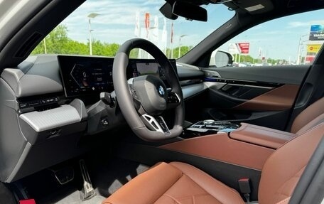 BMW 5 серия, 2024 год, 9 500 000 рублей, 13 фотография