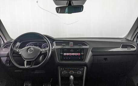 Volkswagen Tiguan II, 2018 год, 2 050 000 рублей, 13 фотография