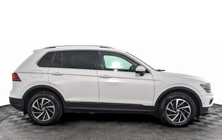 Volkswagen Tiguan II, 2018 год, 2 050 000 рублей, 28 фотография