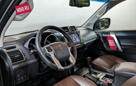 Toyota Land Cruiser Prado 150 рестайлинг 2, 2017 год, 4 150 000 рублей, 26 фотография