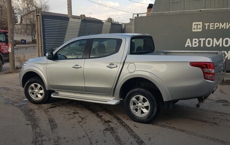 Mitsubishi L200 IV рестайлинг, 2017 год, 2 800 000 рублей, 3 фотография
