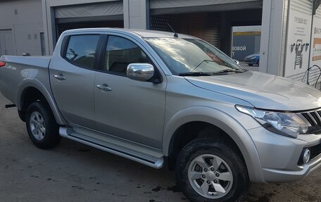 Mitsubishi L200 IV рестайлинг, 2017 год, 2 800 000 рублей, 6 фотография