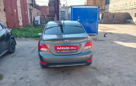 Hyundai Solaris II рестайлинг, 2011 год, 560 000 рублей, 5 фотография